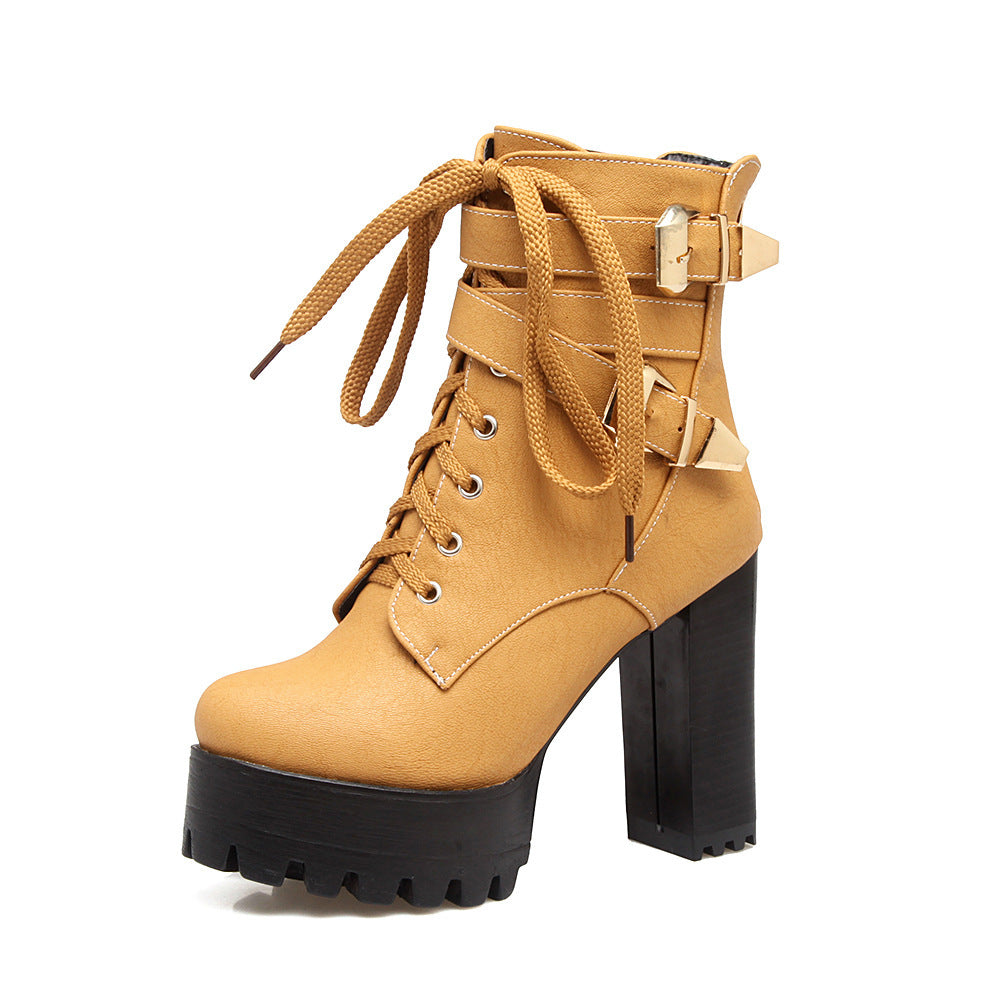 Bottes plateforme élégantes