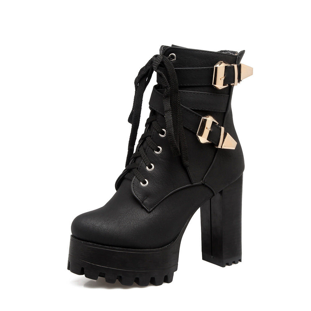 Bottes plateforme élégantes
