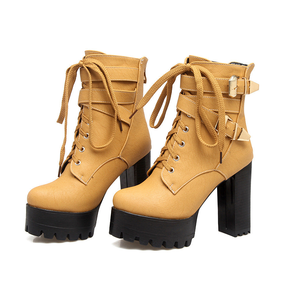 Bottes plateforme élégantes