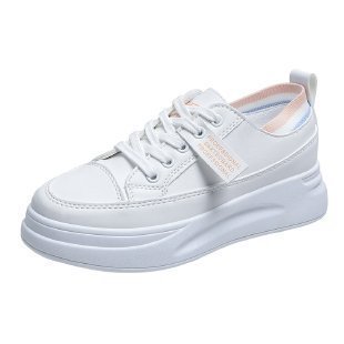 Baskets blanches tendance