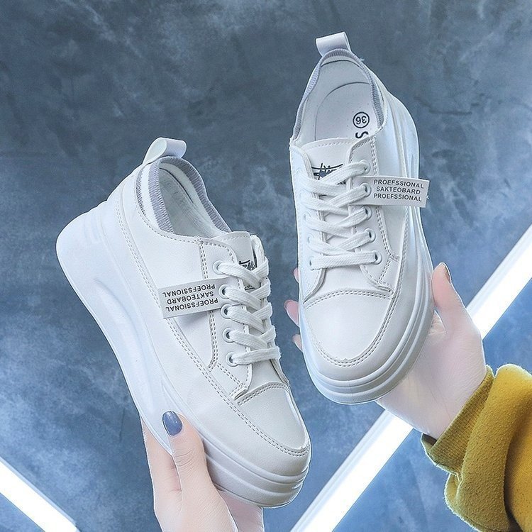 Baskets blanches tendance