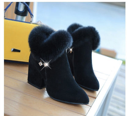 Bottes Martens à gros strass.